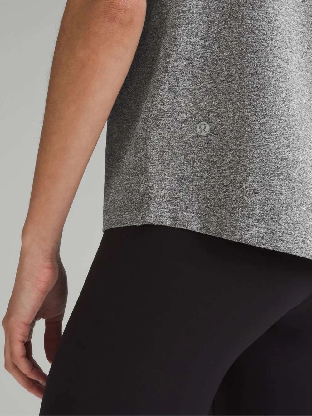 Lululemon License to Train Classic-Fit T- Shirt Activewear Workout Gym Running
